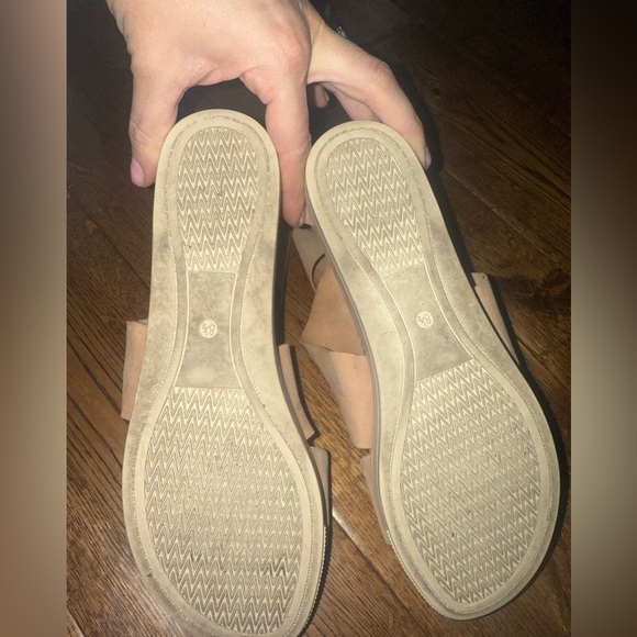 Eileen Fisher Tumbled Nubuck Leather CrissCross Banded Sport Sandals Size 8 1/2 - Picture 4 of 5